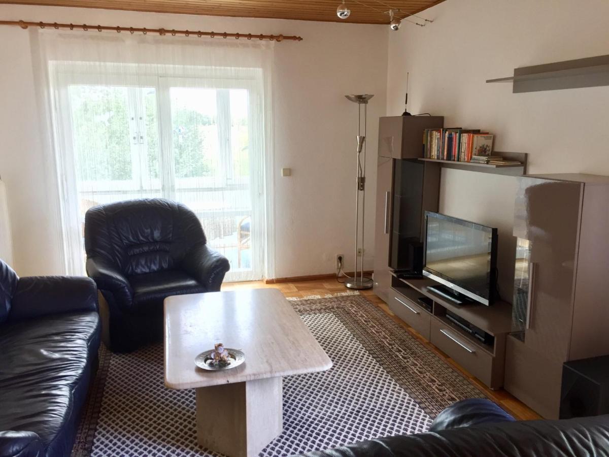 Blaues Haus Apartment Niederdorfelden Luaran gambar